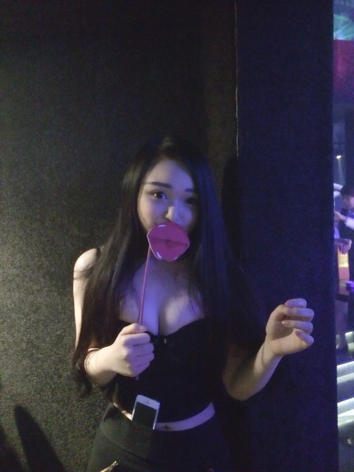 美丽的姑娘完整版视频在线观看高清